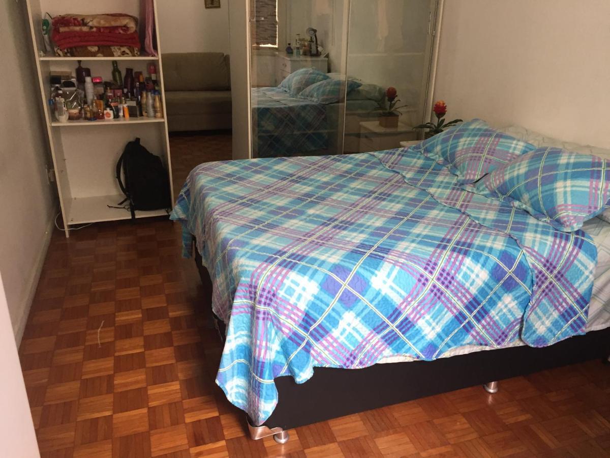 Apartamento Rua Bolivar, Nº 154, Copacabana - Temporada, Perto Da